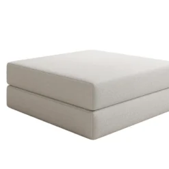 Beistellhocker Lazy In Bouclé -Safety Gear World Baidani 25 03 29 Omhu sofa Pouf white background Quelle 01