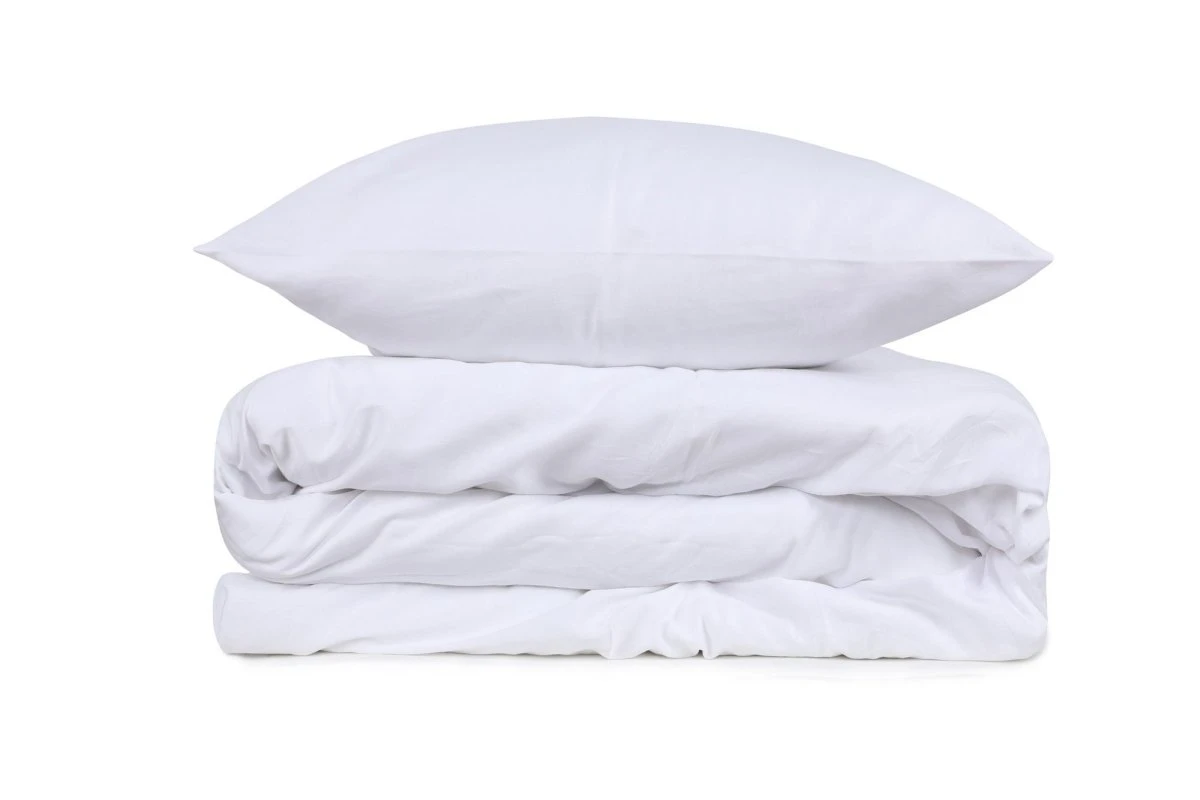 Premium Satin Bettwäsche Set Weiß 5 Premium Satin Bettwäsche Set Weiß - Image 3