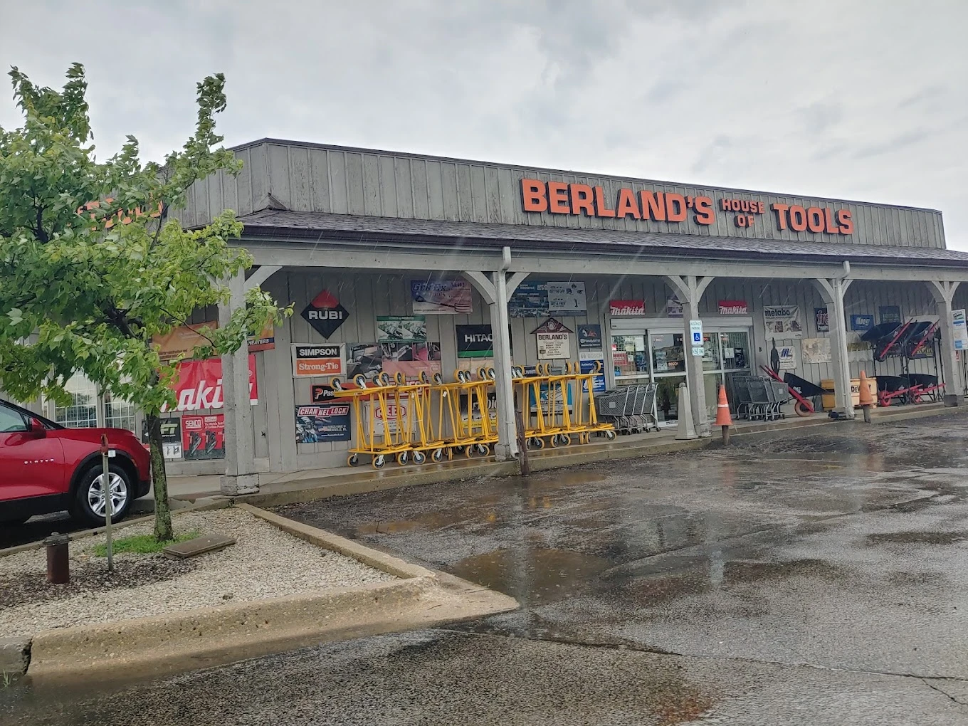 Safety Gear World -Safety Gear World 547654735 1099455508989826 2164371798682316896 n